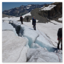 Spaltenreicher Weg auf dem Clariden